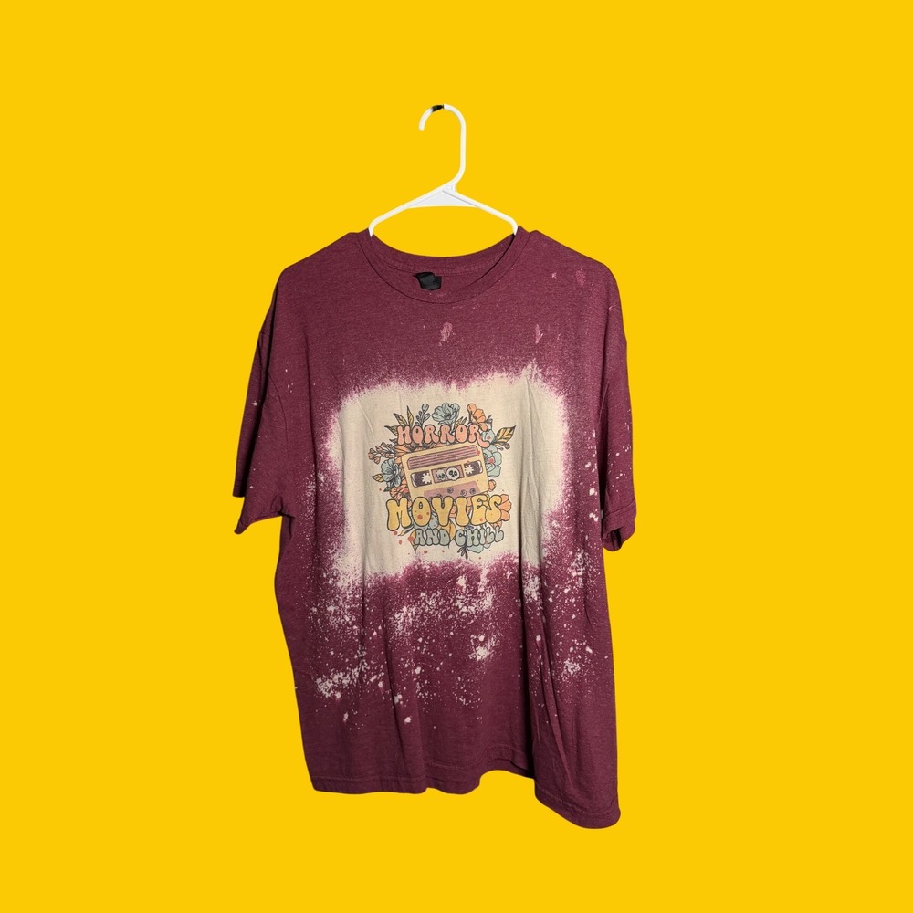Gildan Softstyle Horror Movies and Chill Bleached Graphic T-Shirt Maroon XL